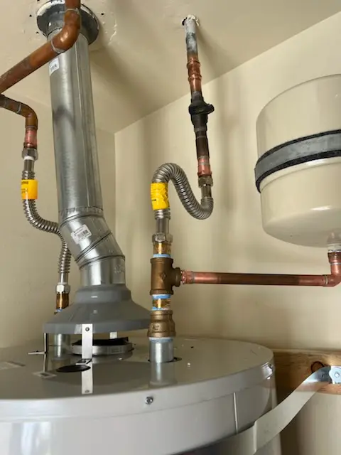 Water heater installation and plumbing repair in Sepulveda Basin
